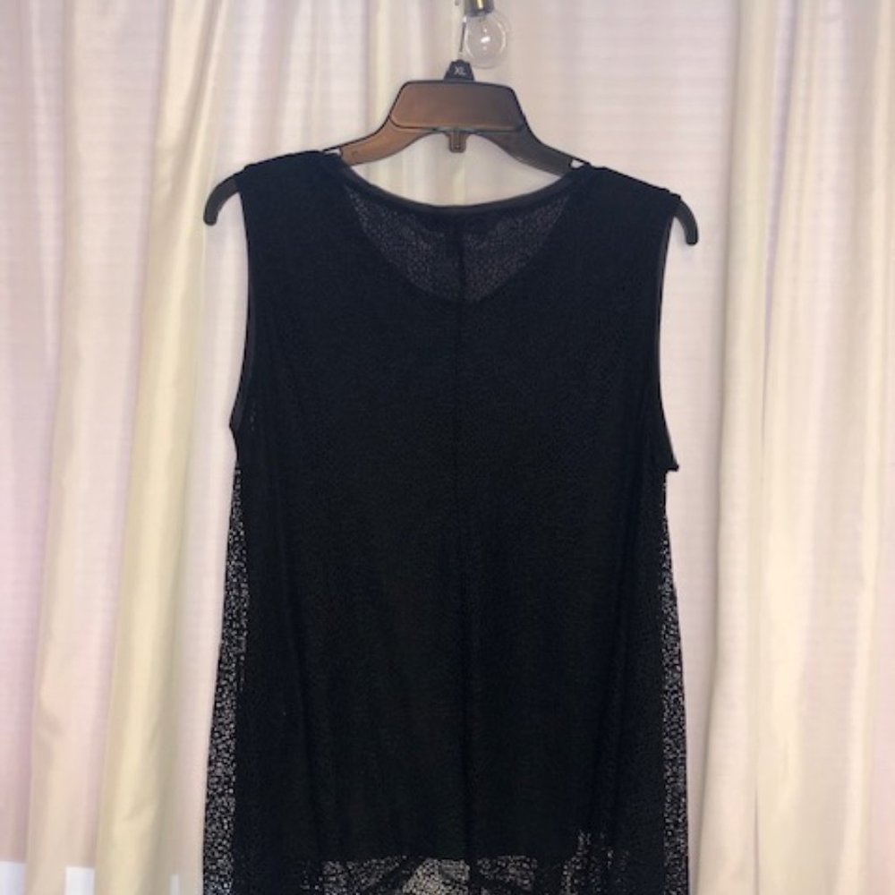 Simply Vera Women's Black Tank L